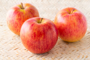 青森でりんご狩りができる農園と時期は？料金やプランもご紹介